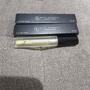Young Living Savvy Minerals Lip Luxe EACH